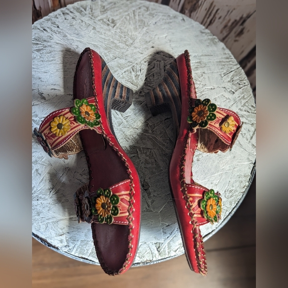 Lartiste Spring Step sandals - Picture 11 of 15